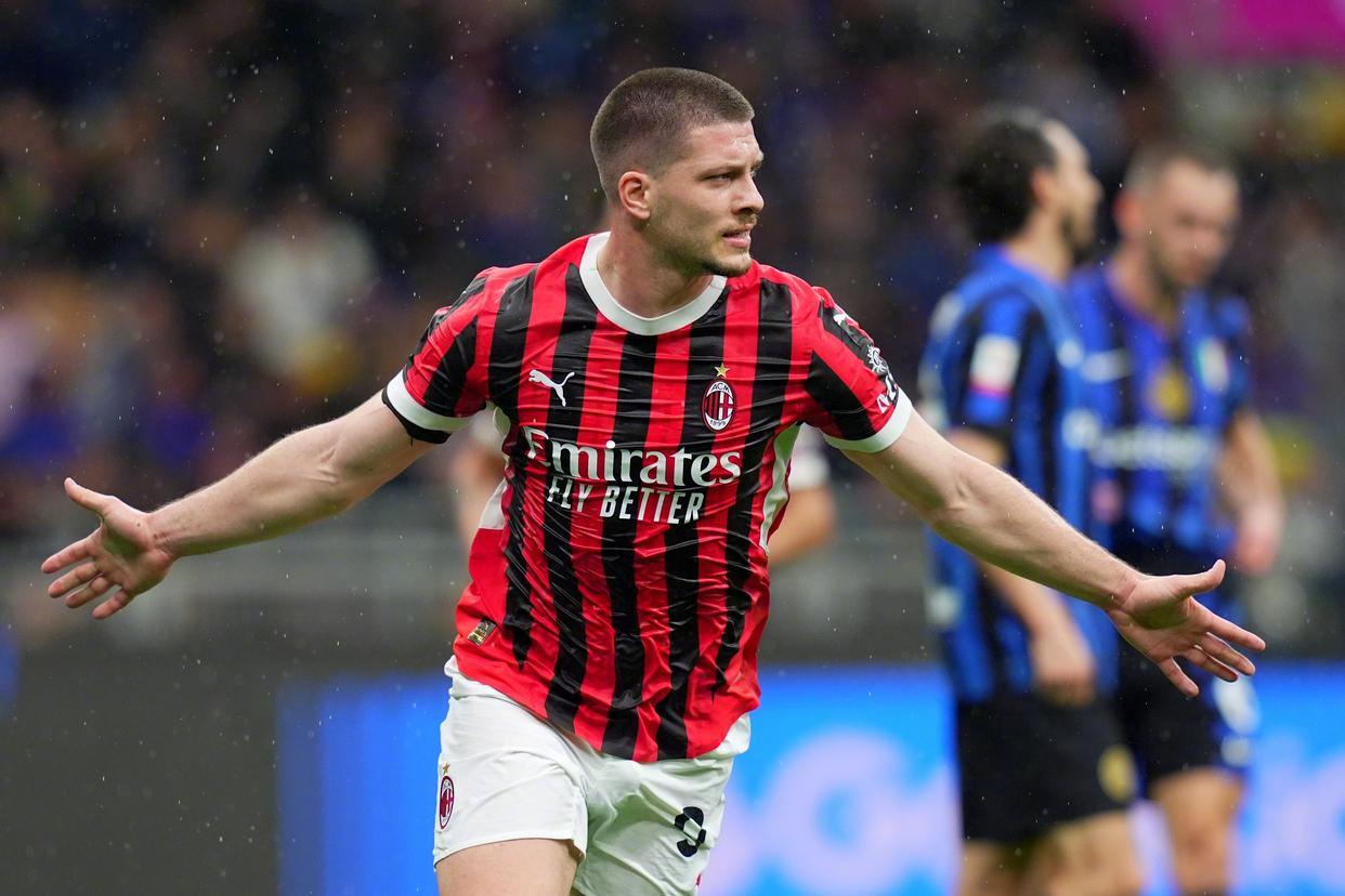 AC米兰客场平局，艰难保持不败