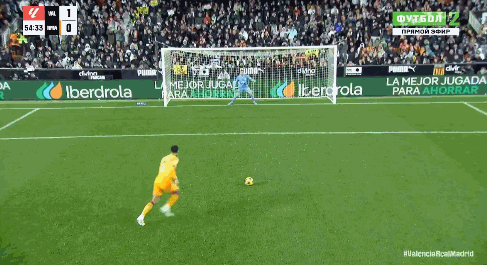 半岛体育在线-皇马主场连胜，瓦伦西亚遭遇惨败！