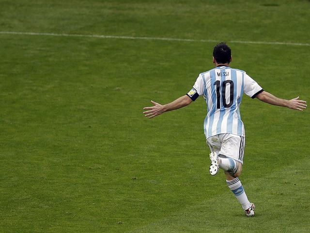 半岛体育官方入口-冰岛战平阿尔巴尼亚，积分无大变