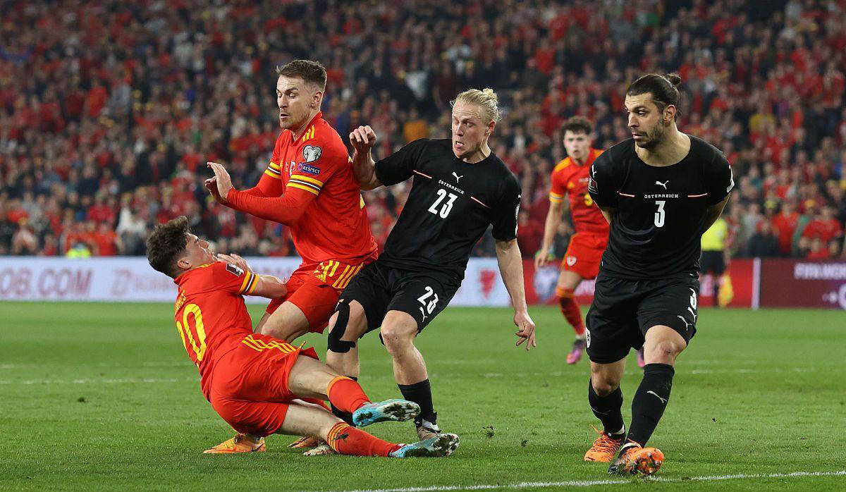 比利时队遭受压力，下轮需全力以赴的简单介绍