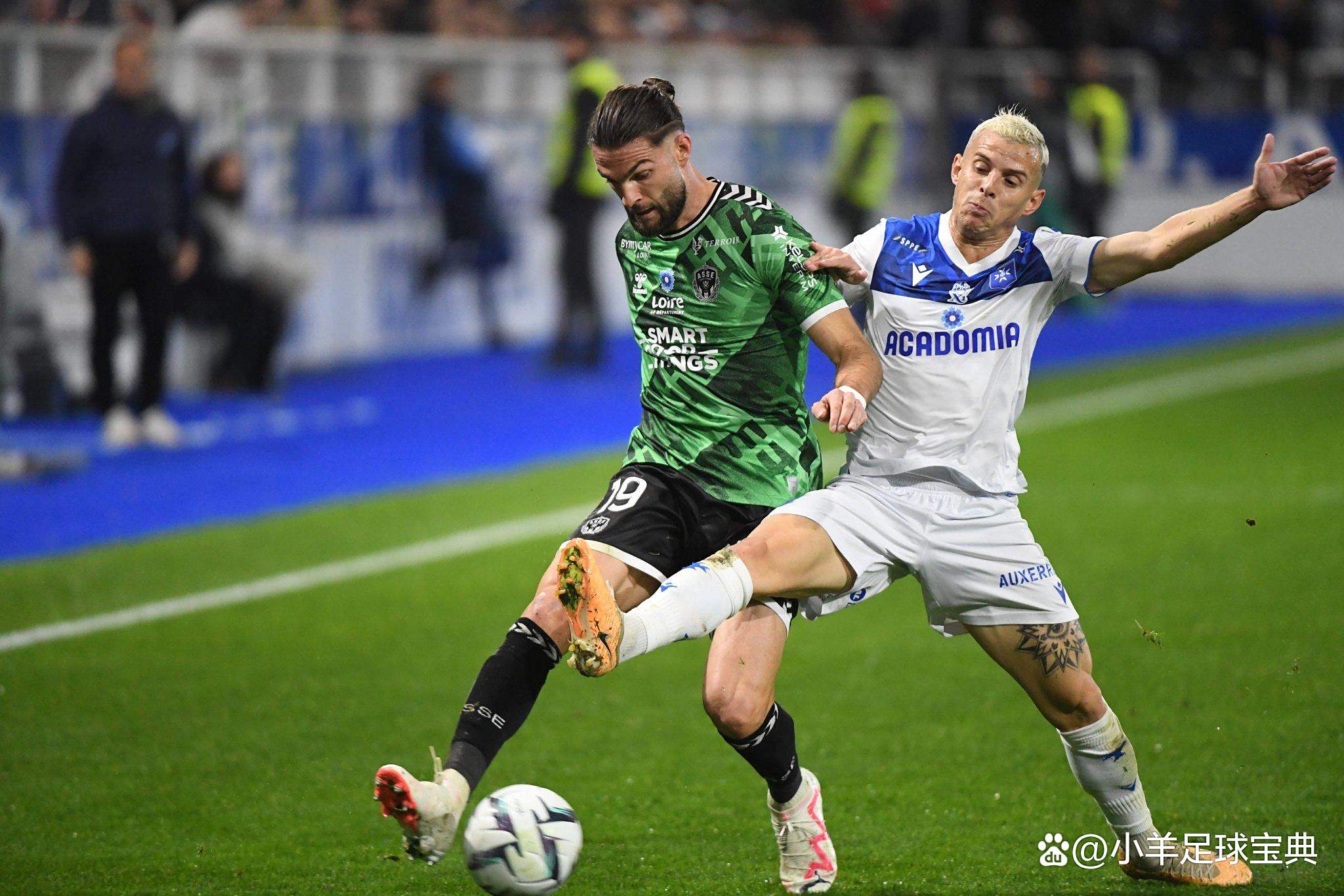 关于圣埃蒂安与里尔搏杀一触即发的信息