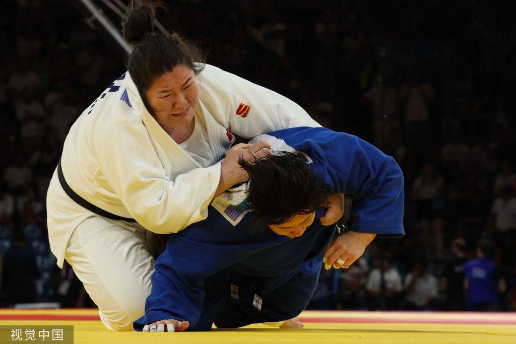 包含日本选手击败对手晋级女子柔道金牌争夺赛的词条