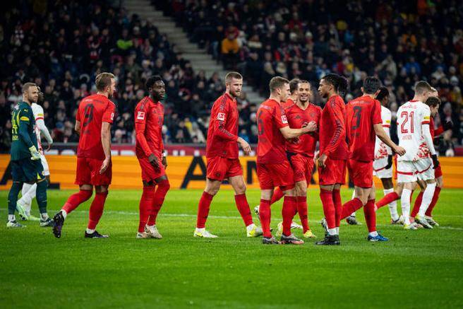 拜仁慕尼黑再次大胜法兰克福,全场比分横扫对手的简单介绍 拜仁慕尼黑再次大胜法兰克福,全场比分横扫对手的简单介绍