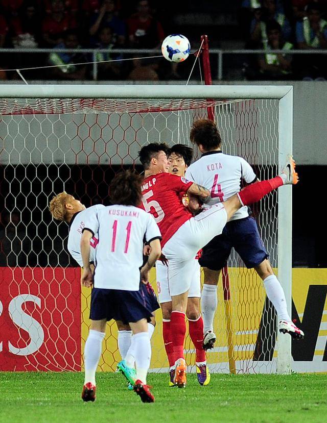 半岛体育直播-亚冠比赛即将开启，球迷热情等待的简单介绍