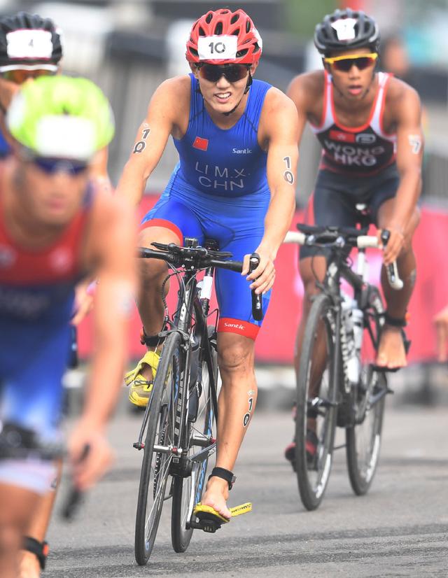 半岛体育登录-澳大利亚铁人三项选手勇夺金牌，霸气十足的简单介绍